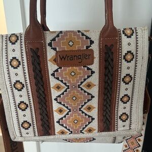Wrangler Aztec Tote in Cream, Brown and Pink